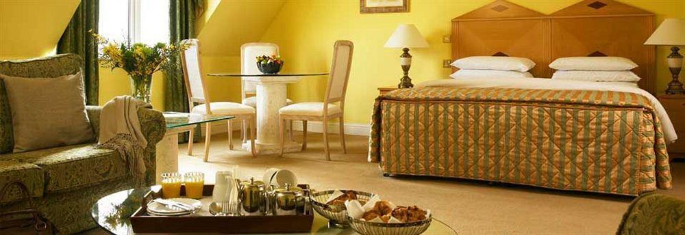 Breaffy Woods Hotel Каслбар Экстерьер фото