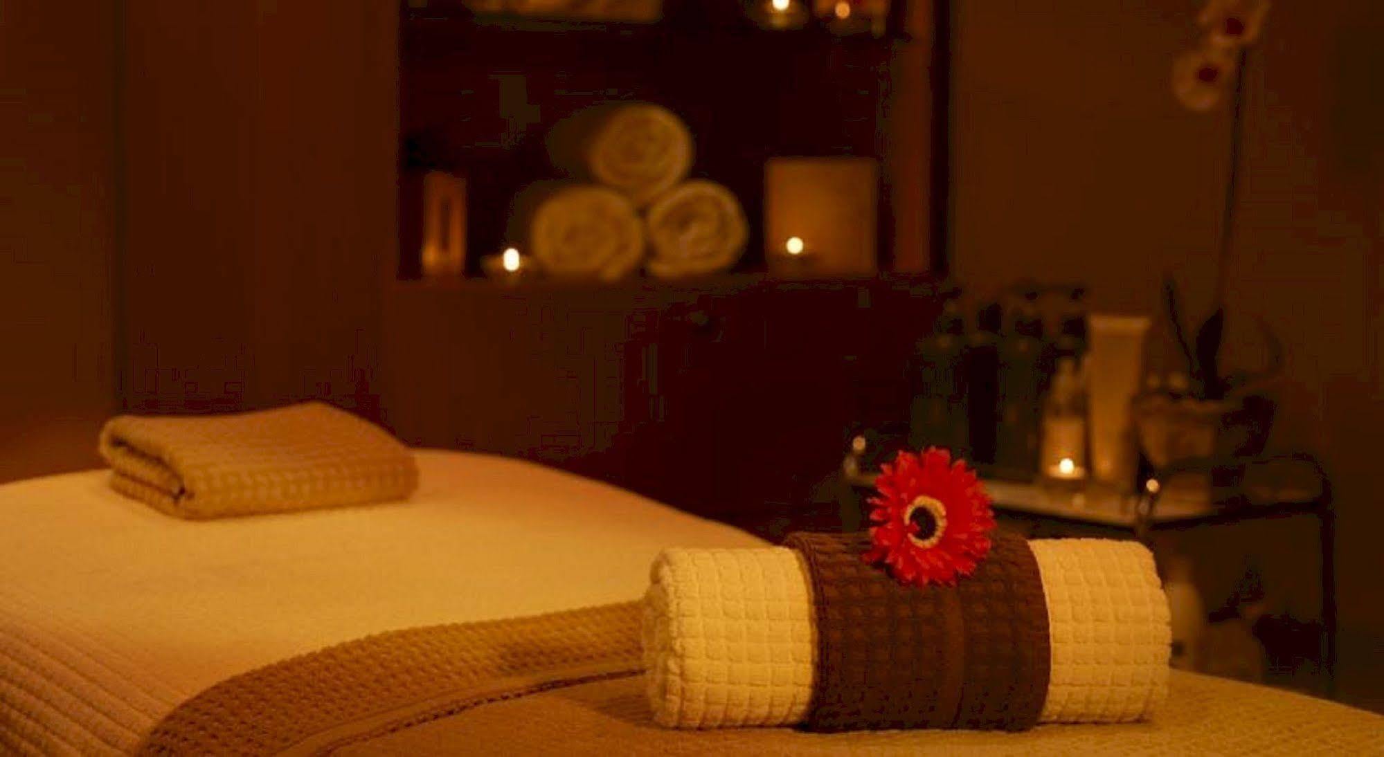 Breaffy Woods Hotel Каслбар Экстерьер фото